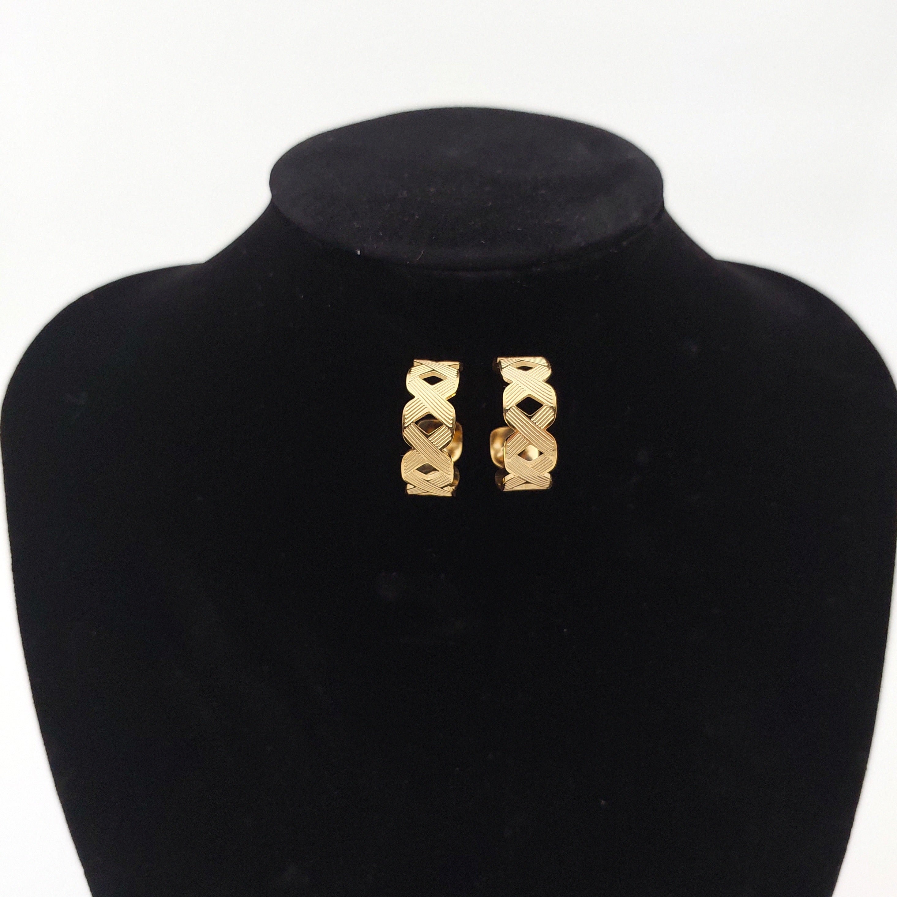 FIORA | Twist Elegance | Earrings