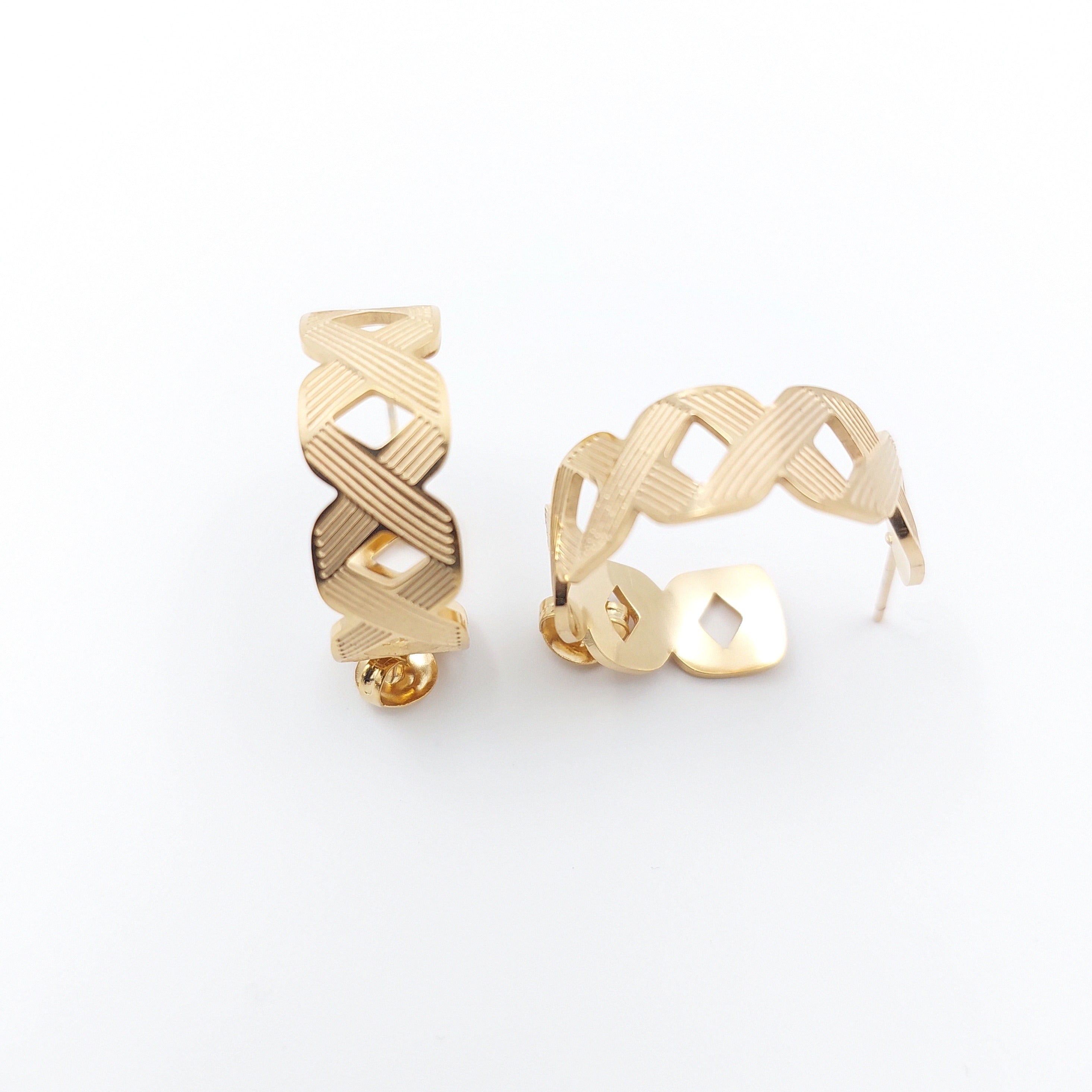 FIORA | Twist Elegance  | Earrings