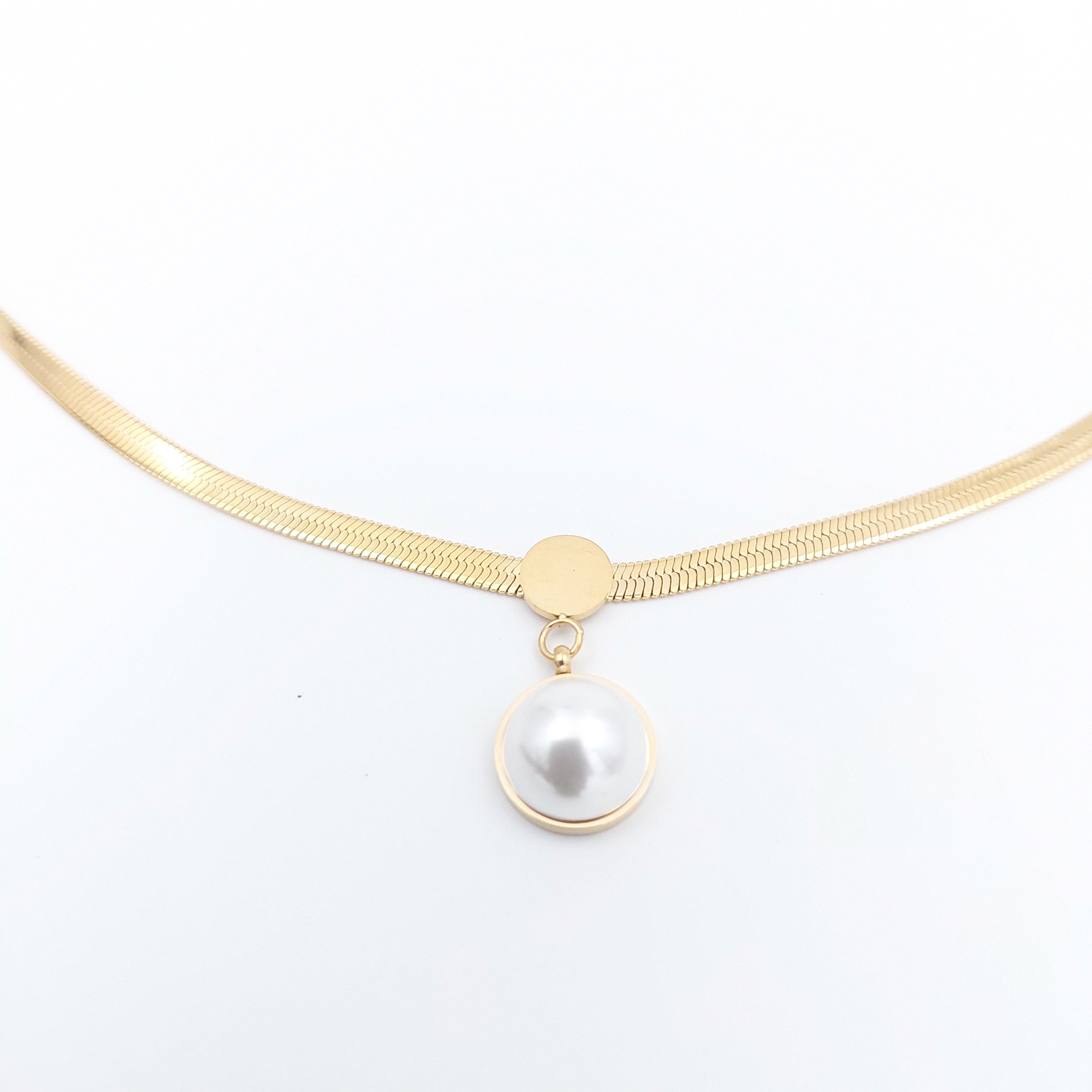 FIORA | White Radiance | Necklace